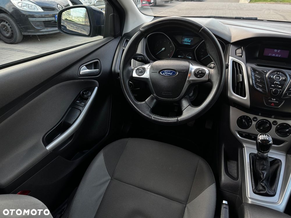 Ford Focus 1.6 Edition - 13