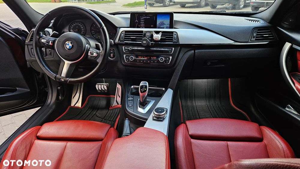 BMW Seria 3 335i xDrive Edition Sport - 27