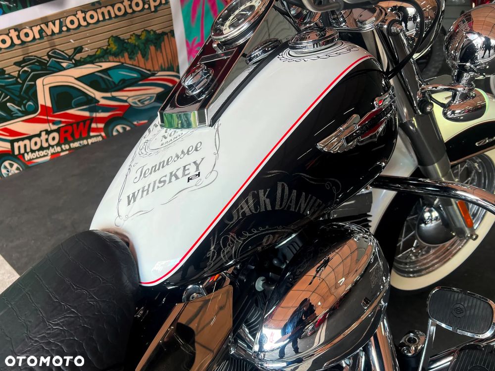 Harley-Davidson Softail Deluxe - 4