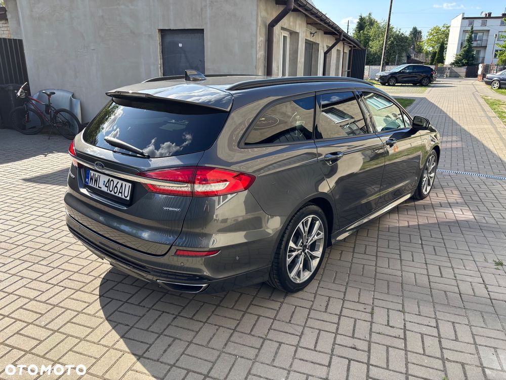Ford Mondeo - 9