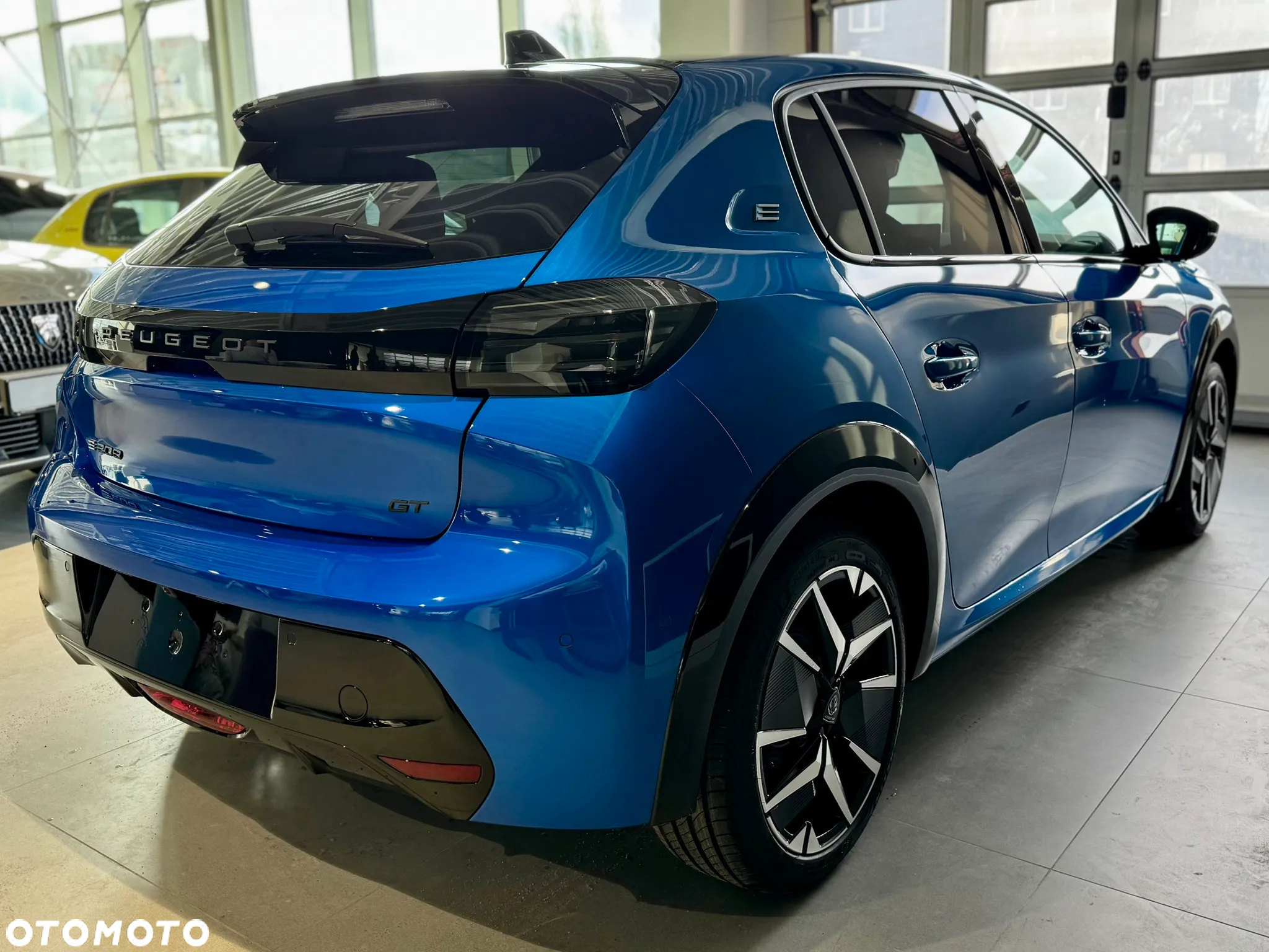 Peugeot 208 e-208 51kWh GT - 8
