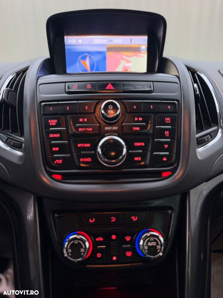 Opel Zafira - 7