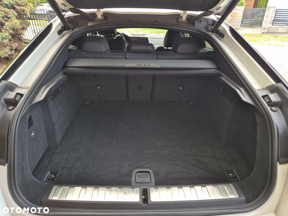 BMW X6 - 14