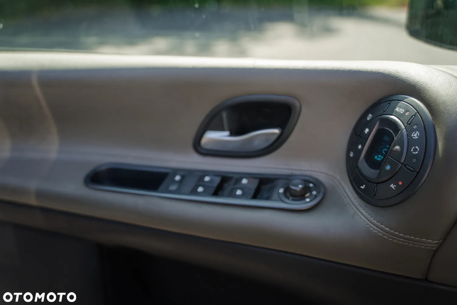Renault Espace 2.0T Expression - 10