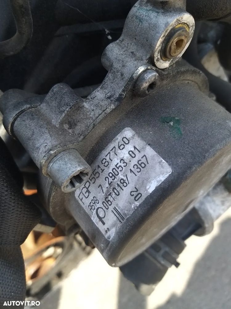 Popmpa Vacuum cod: 55187760  pentru Opel Zafira b an 2005-2011 - 1