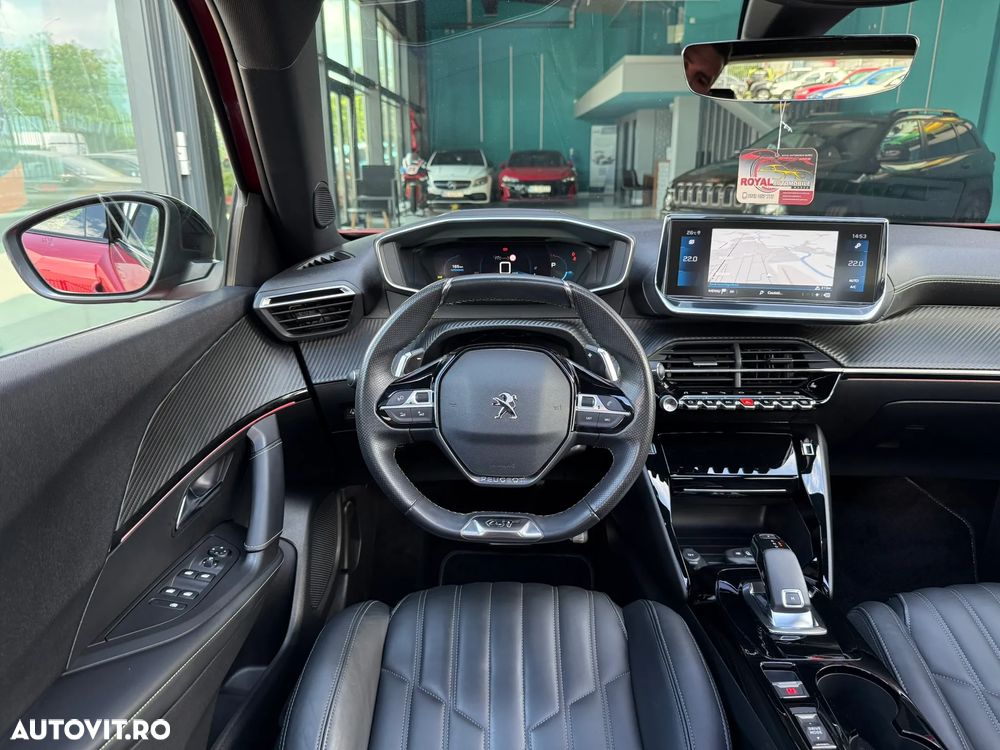 Peugeot 2008 PureTech 155 EAT8 GT - 7