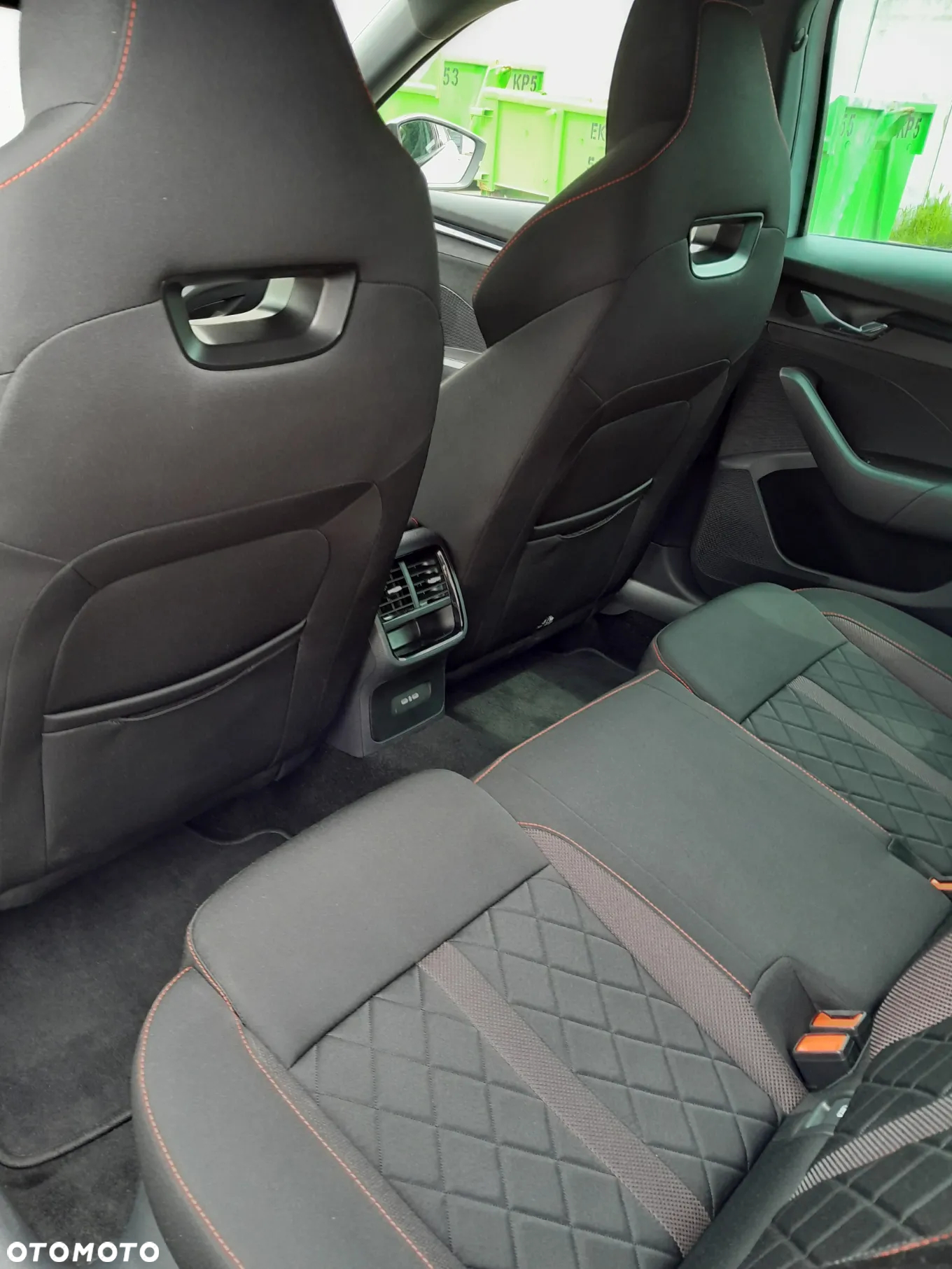 Skoda Octavia 2.0 TDI DSG 4x4 RS Plus - 33