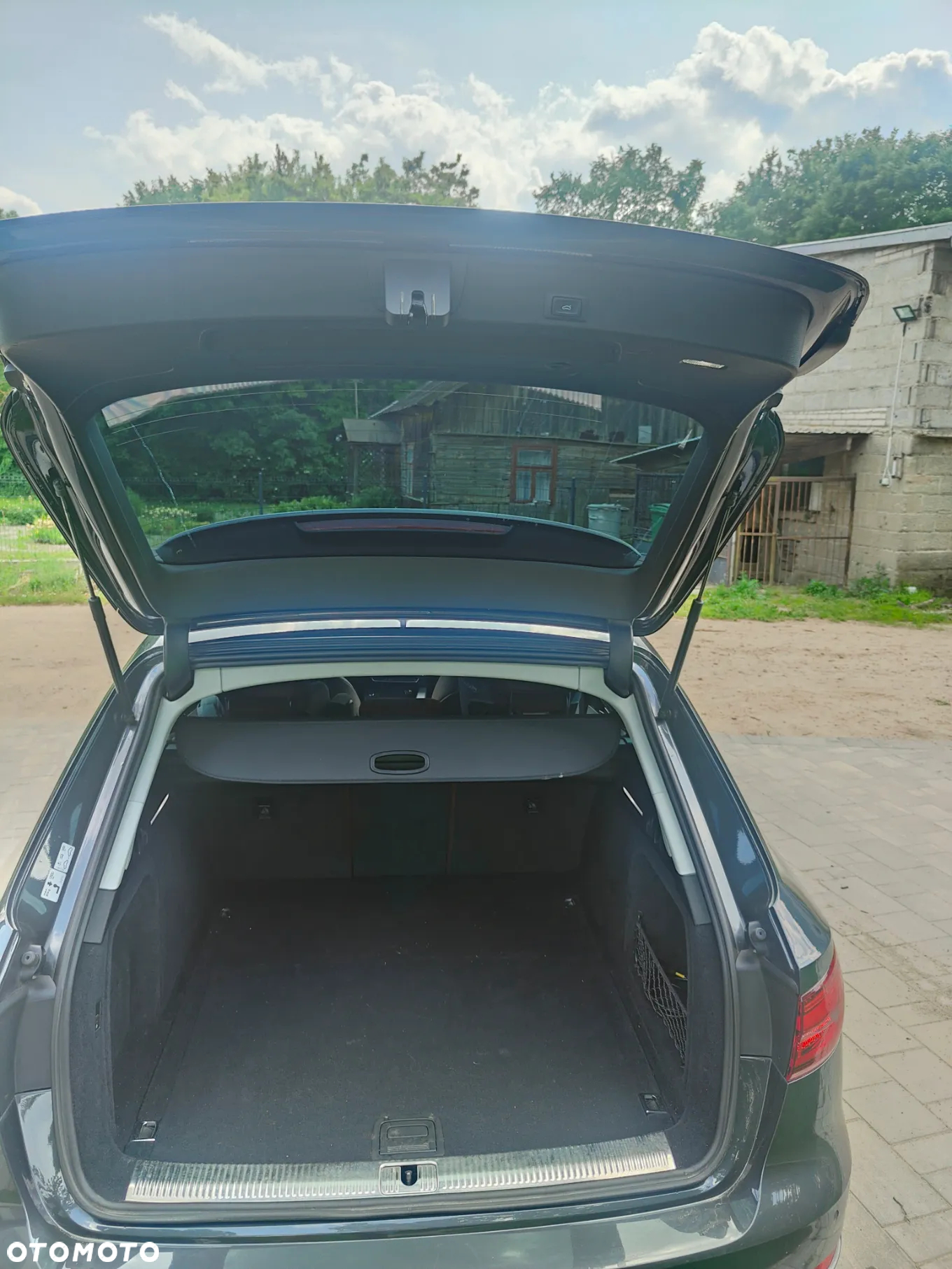 Audi A4 2.0 TDI Design S tronic - 14