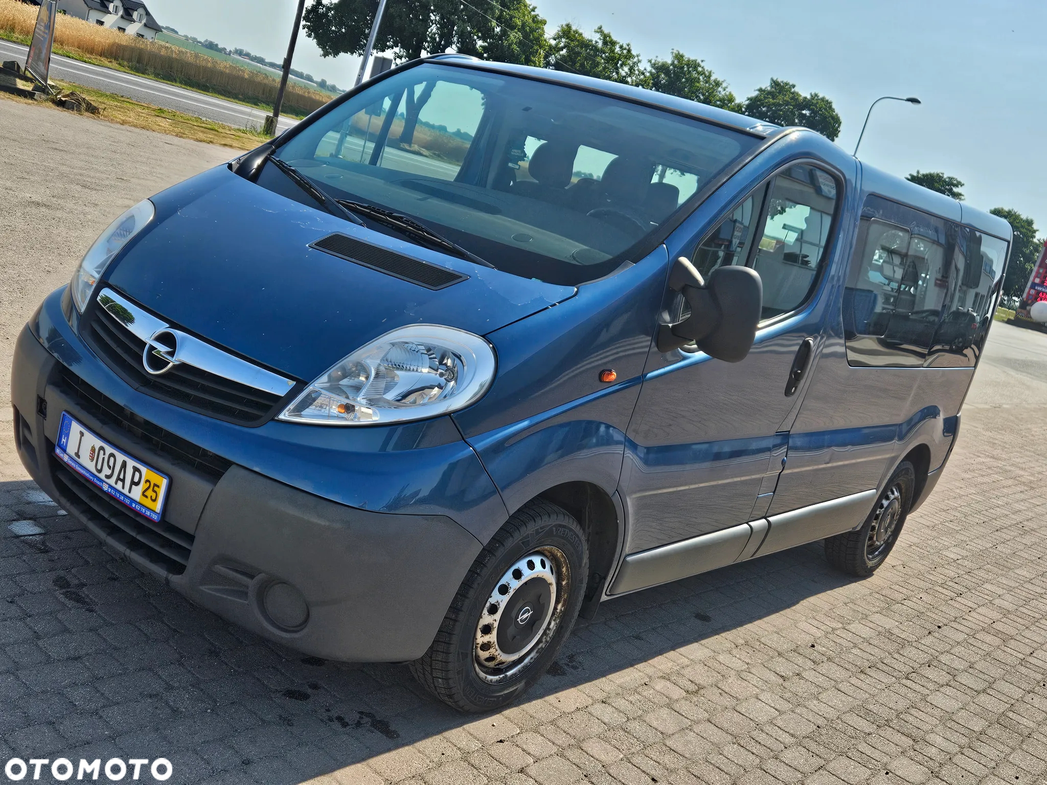 Opel Vivaro L1H1 2.7t - 4