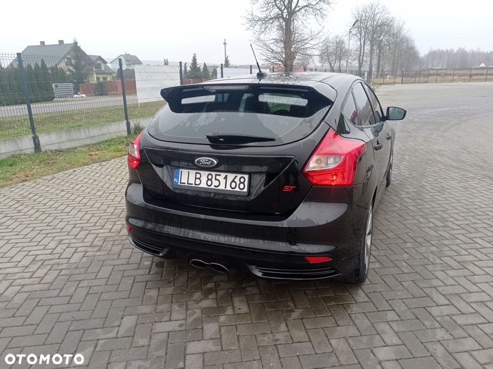 Ford Focus 2.0 EcoBoost ST - 9