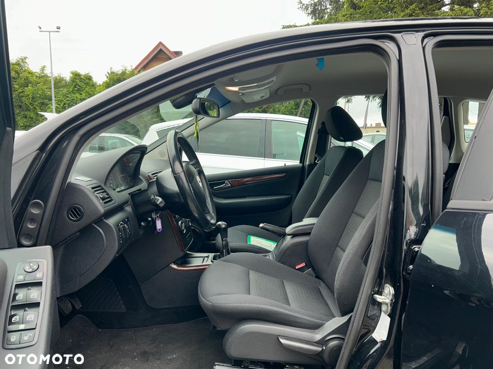 Mercedes-Benz Klasa A 160 CDI Avantgarde - 9