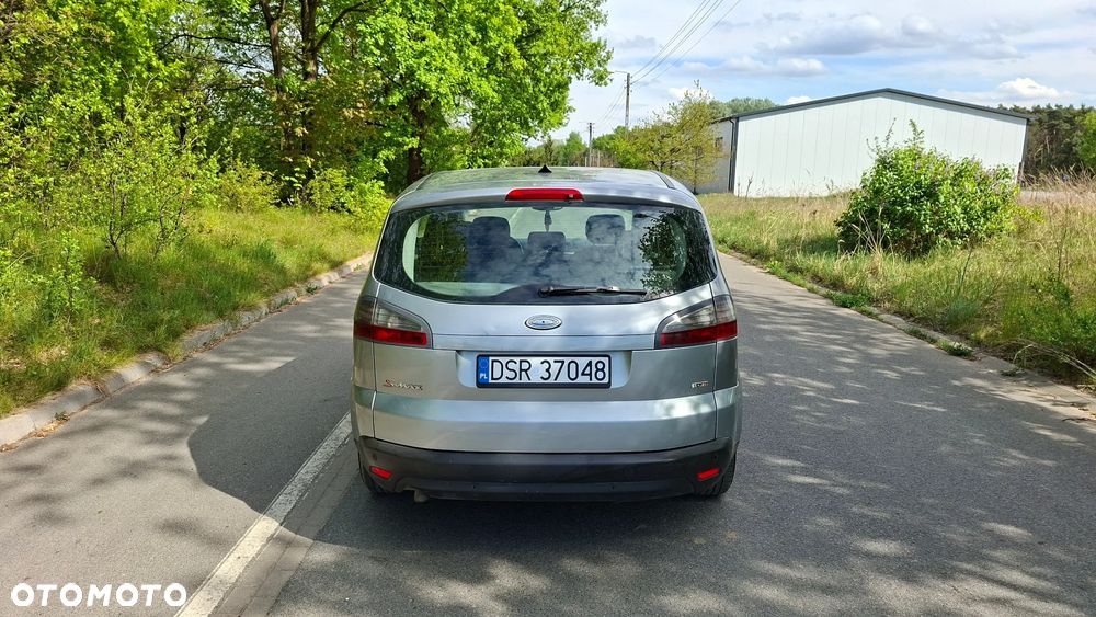 Ford S-Max - 7