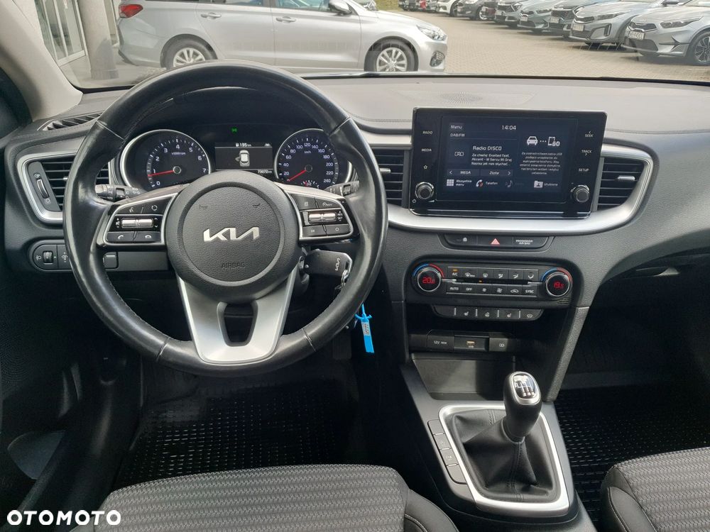 Kia XCeed 1.5 T-GDI M - 14