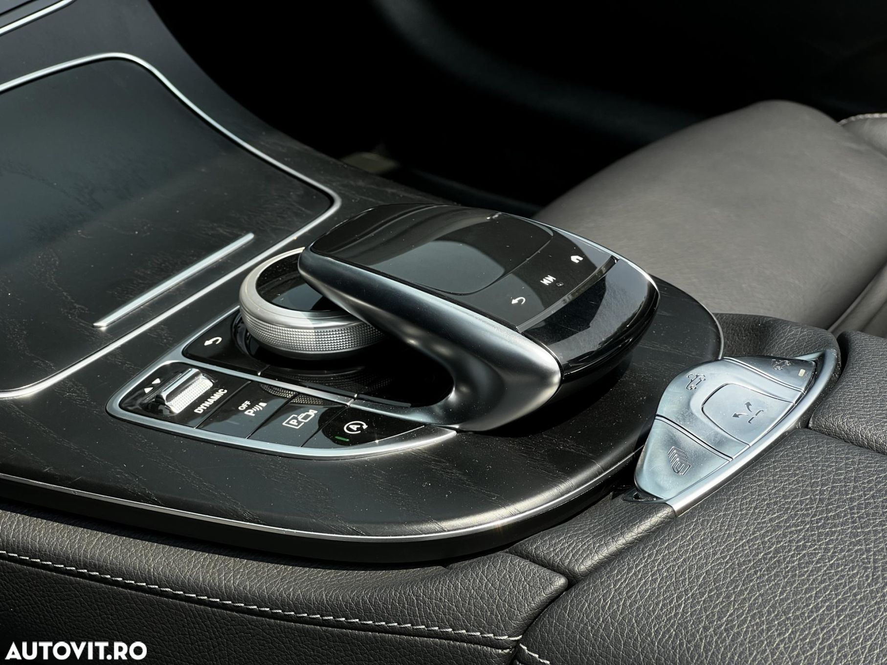 Mercedes-Benz E - 17