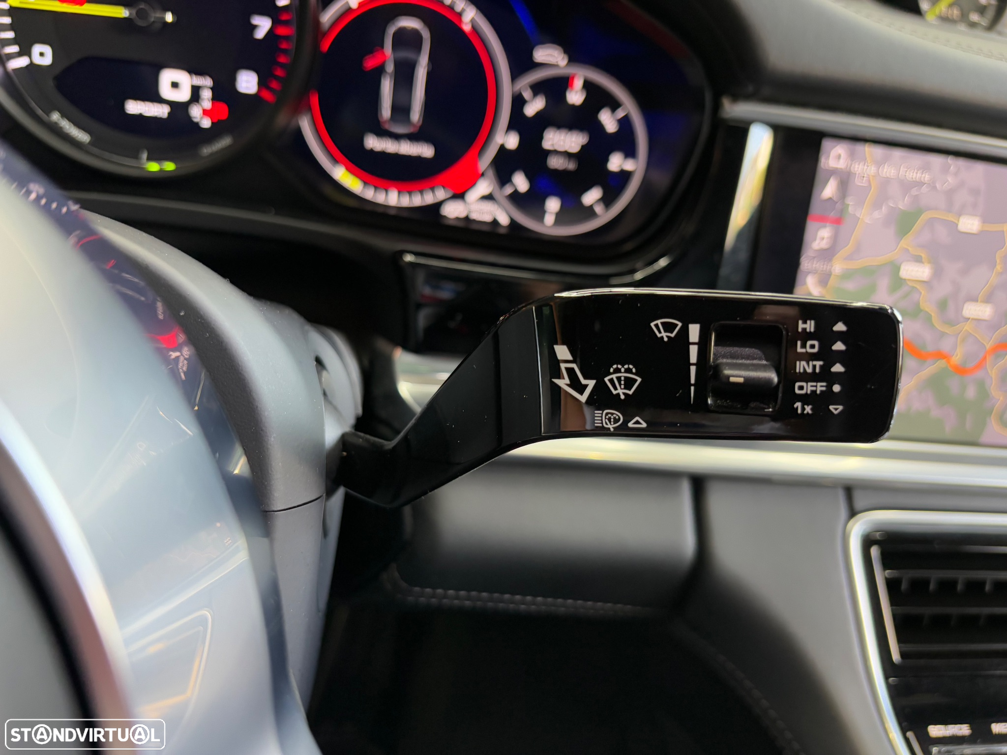 Porsche Panamera 4 E-Hybrid - 49