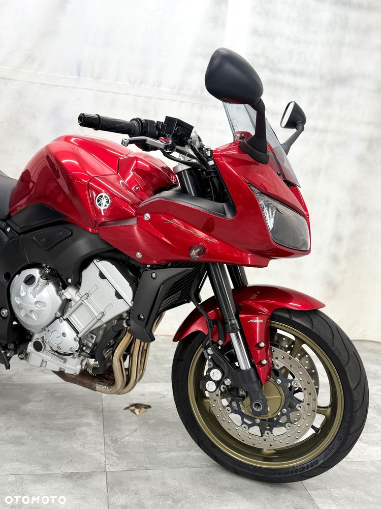 Yamaha FZ - 8