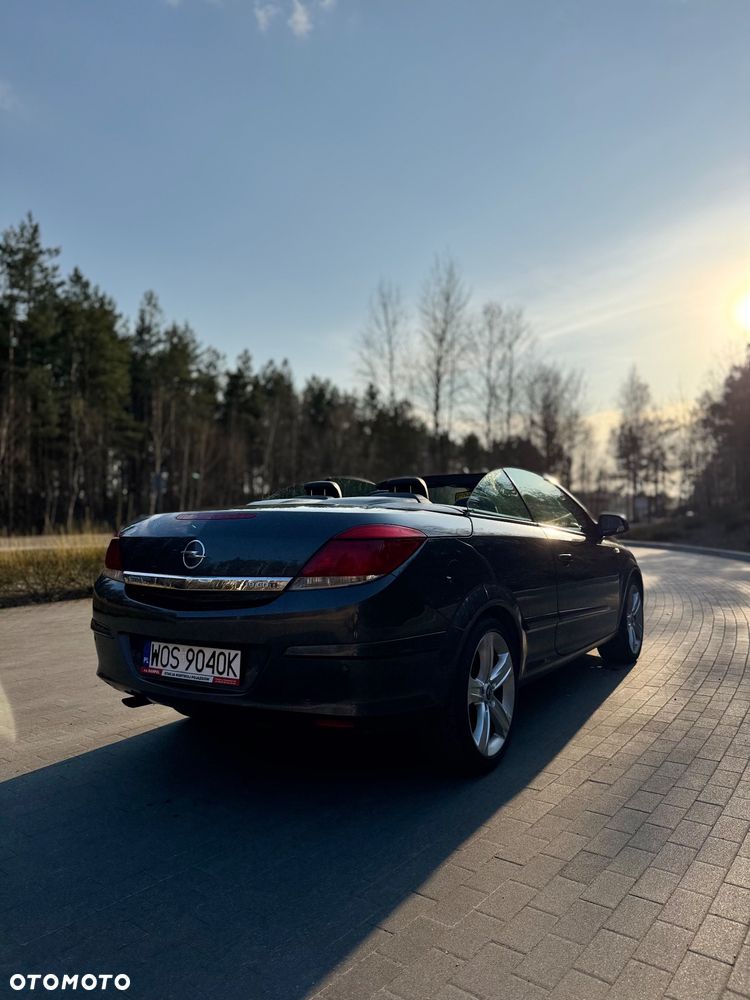 Opel Astra 1.9 CDTI Limited - 1