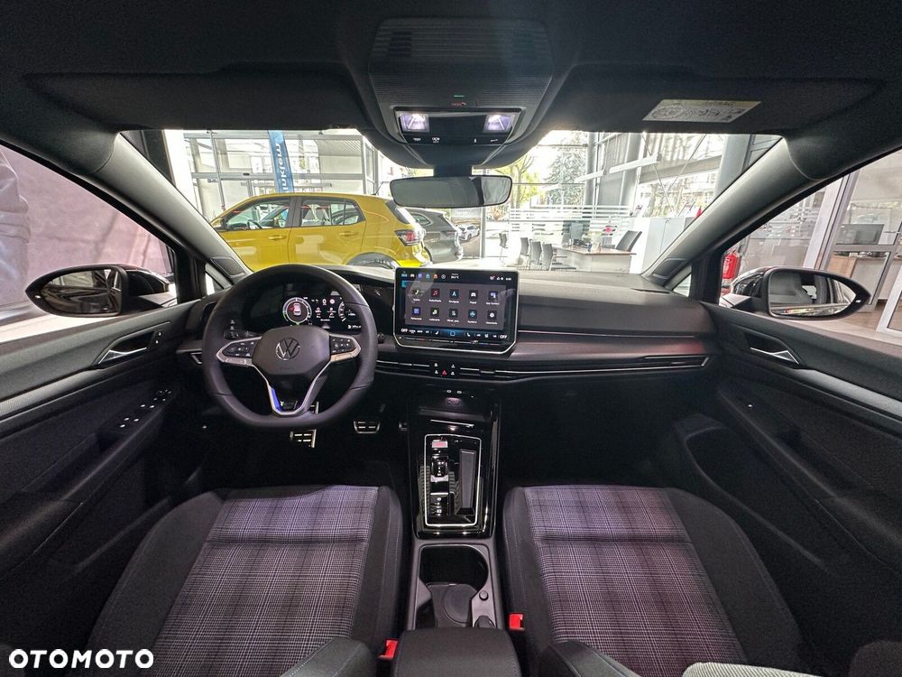 Volkswagen Golf - 13