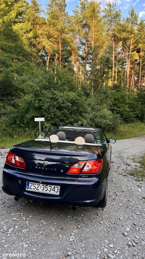 Chrysler Sebring - 4