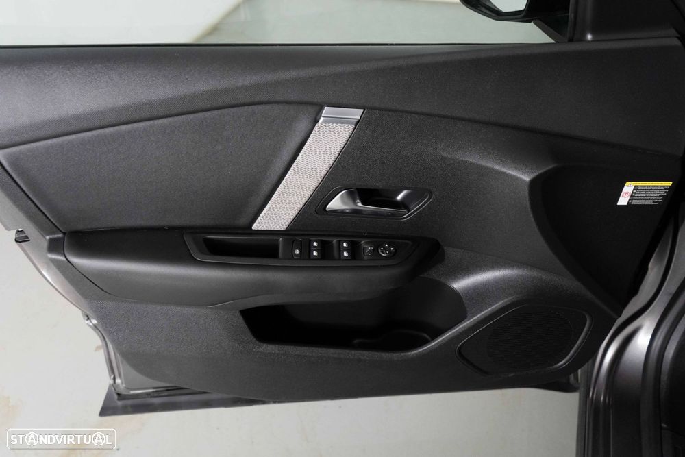 Citroën C4 1.2 PureTech Shine EAT8 - 22