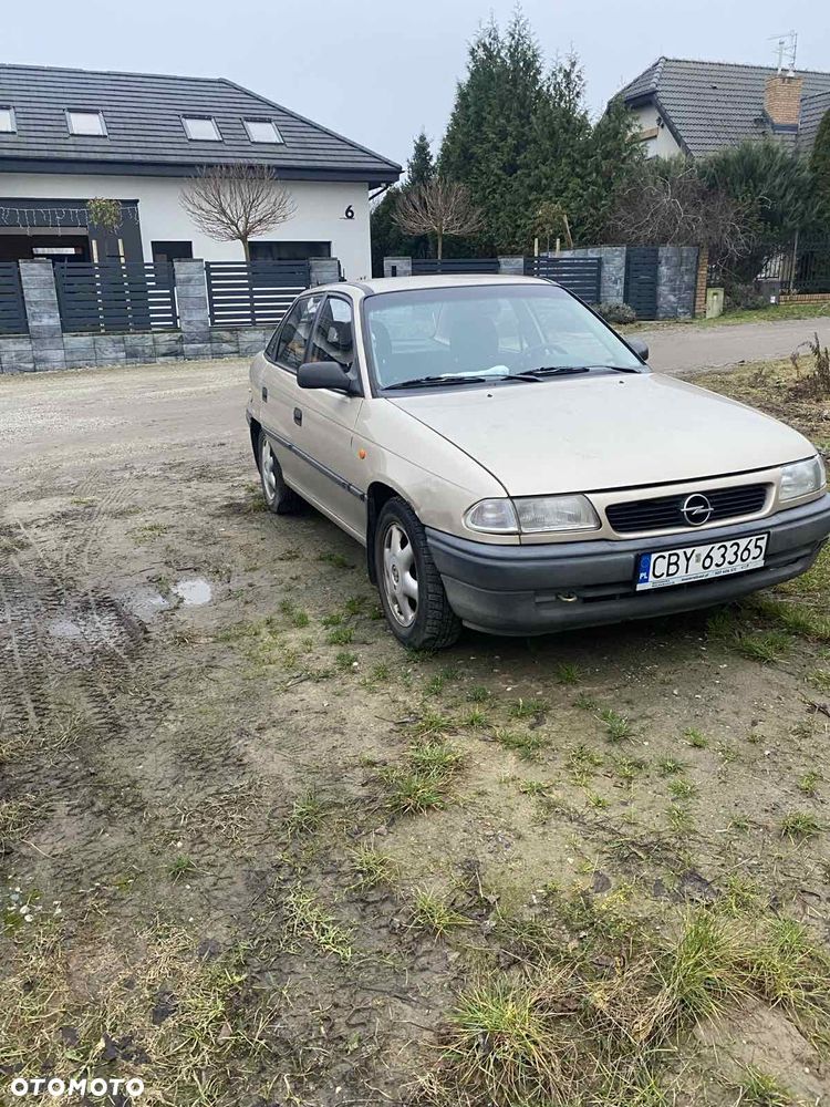 Opel Astra 1.4 Start - 2