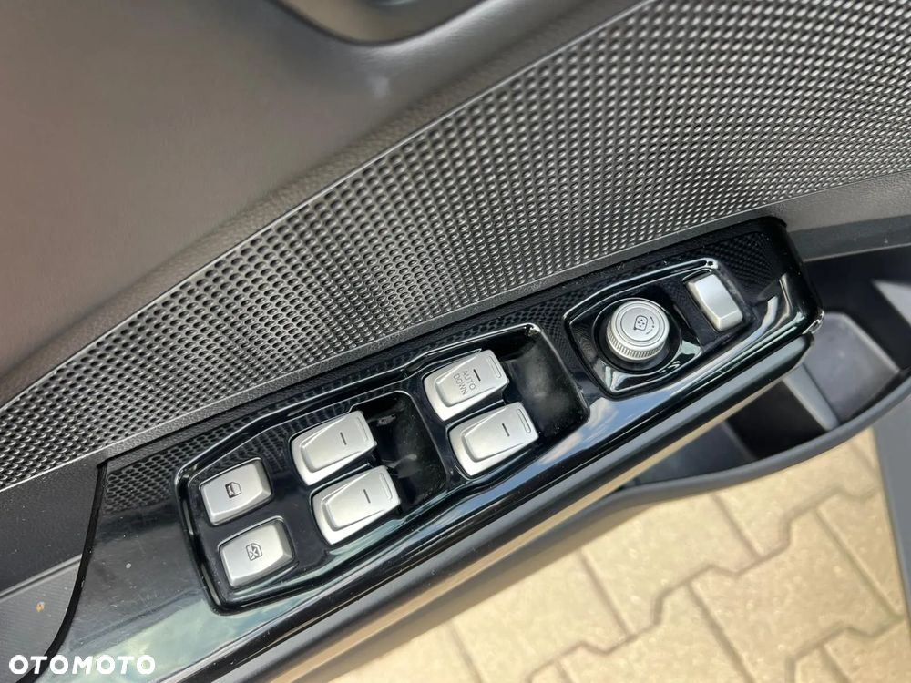 SsangYong/KGM Tivoli e-XDi 160 4WD Quartz - 12