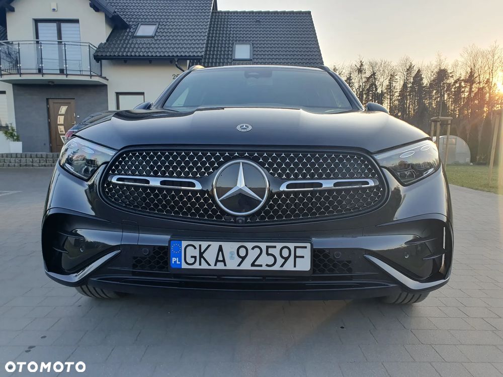 Mercedes-Benz GLC ver-220-d-4matic-9g--tronic-edition-amg-line - 11