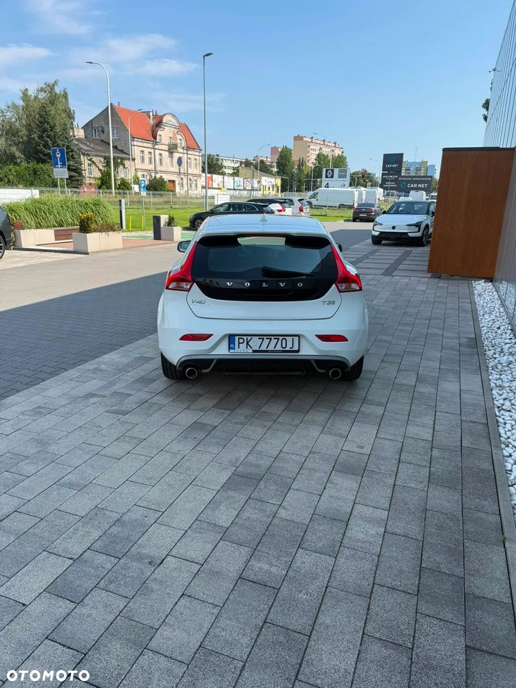 Volvo V40 T3 Drive-E R-Design Kinetic - 8