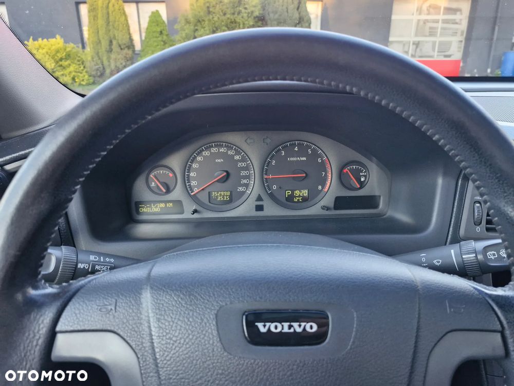 Volvo V70 2.4 Edition Comfort - 14