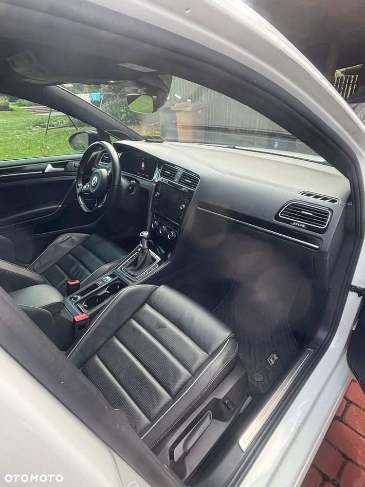 Volkswagen Golf R 4Motion (BlueMotion Technology) - 6