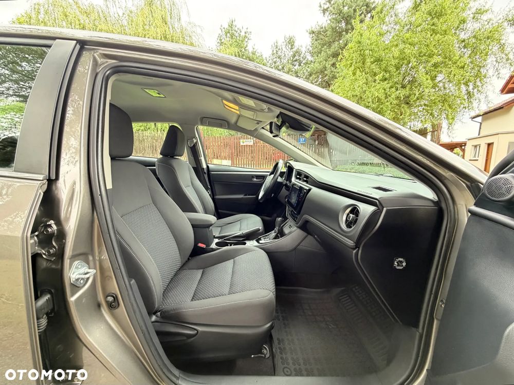 Toyota Corolla 1.6 Premium MS - 24