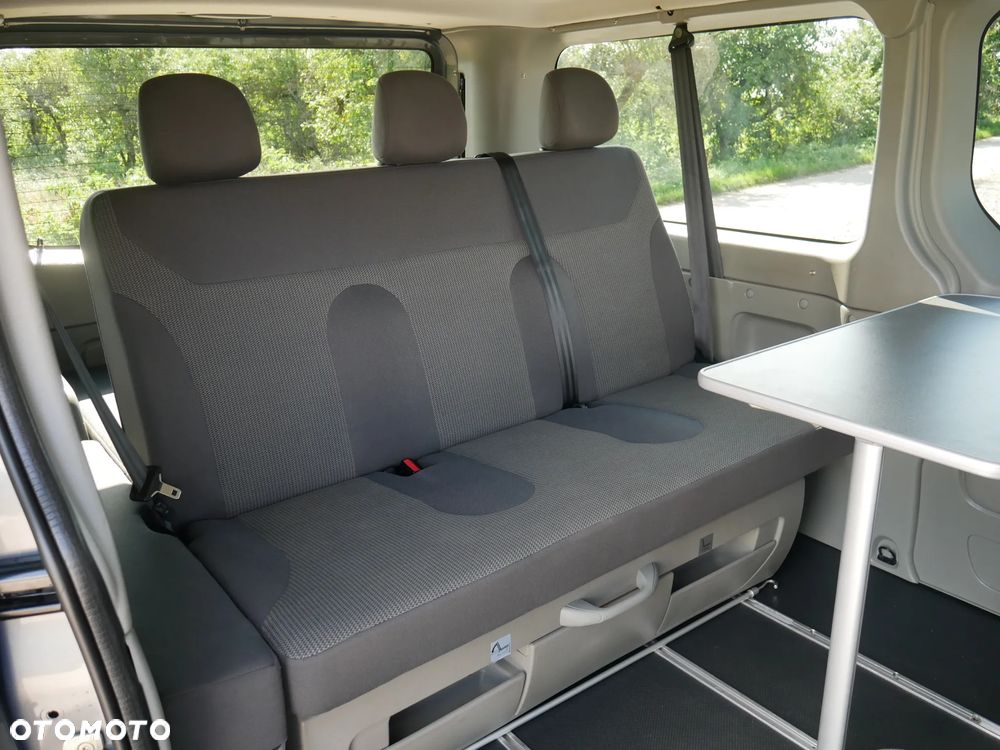 Opel Vivaro - 26