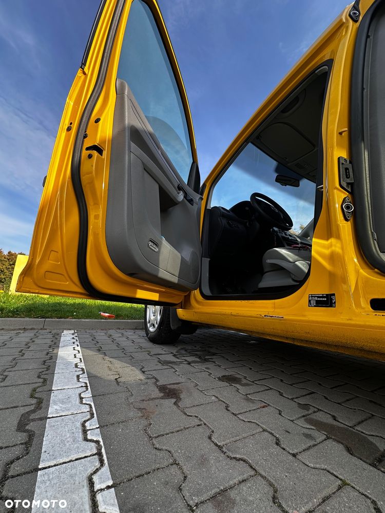 Volkswagen Caddy - 18