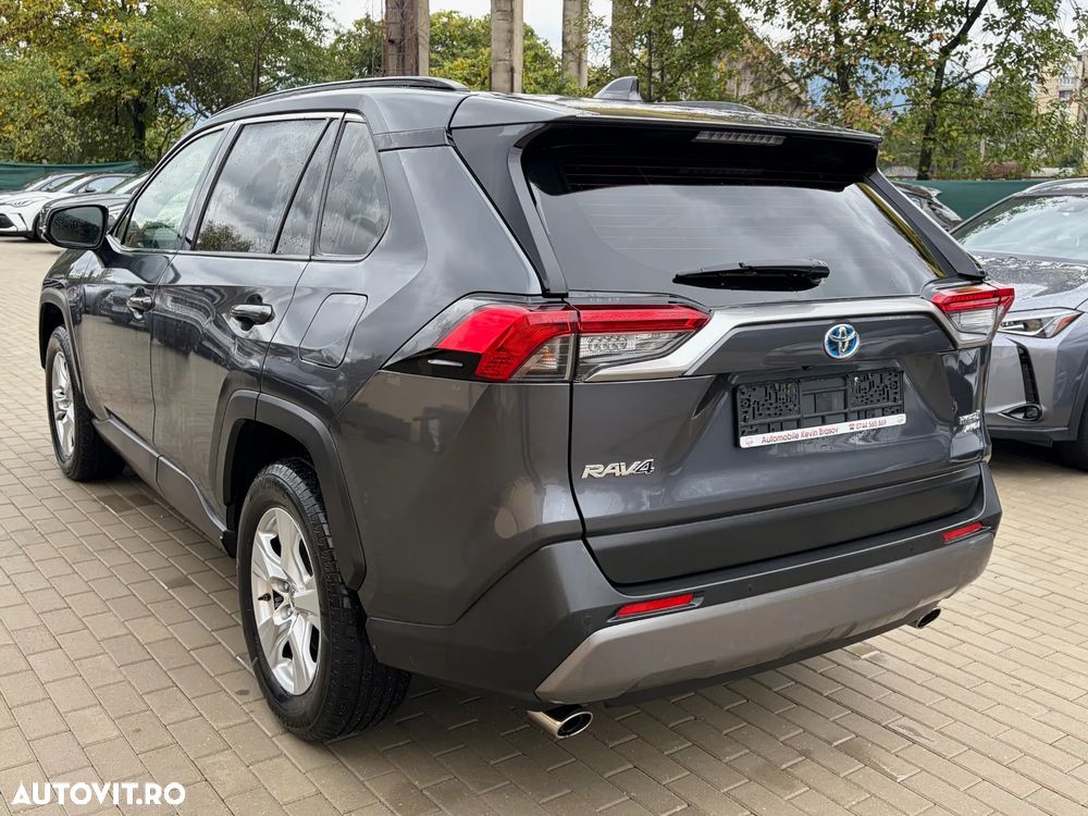 Toyota RAV4 - 24