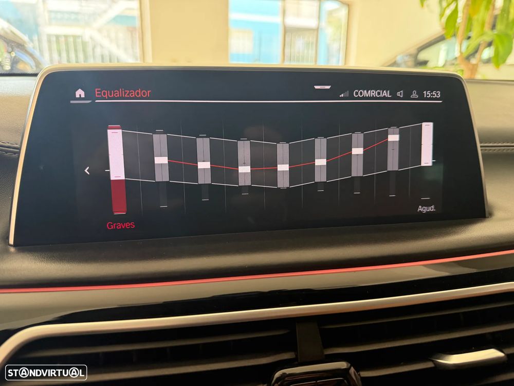 BMW 730 d Pack M Auto - 27