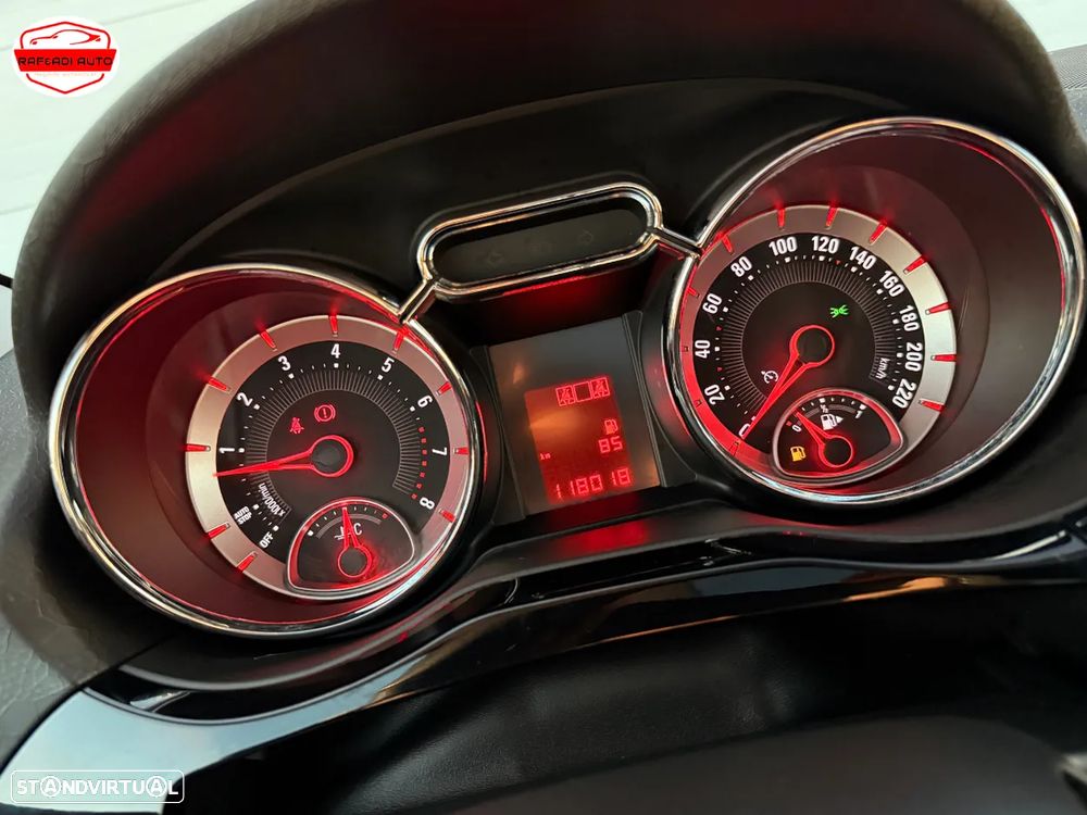 Opel Adam 1.2 Glam - 16