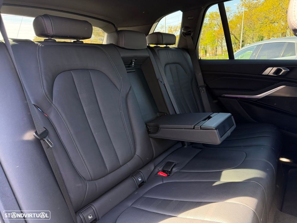 BMW X5 45 e xDrive Pack M - 24