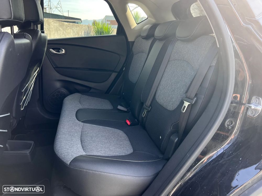 Renault Captur 1.2 TCe Exclusive - 16