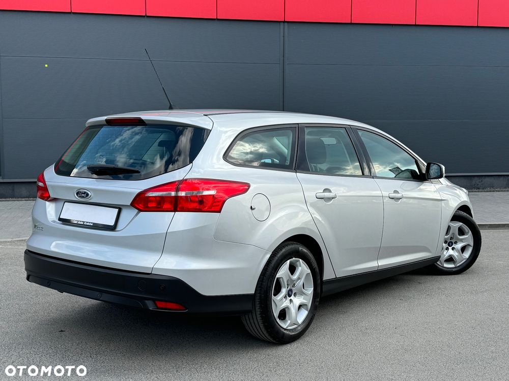 Ford Focus SW 1.5 TDCi Titanium - 4