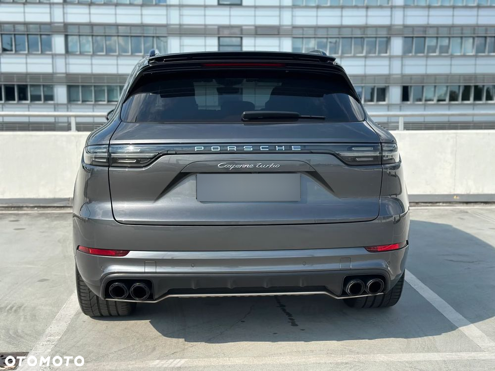 Porsche Cayenne Turbo - 5