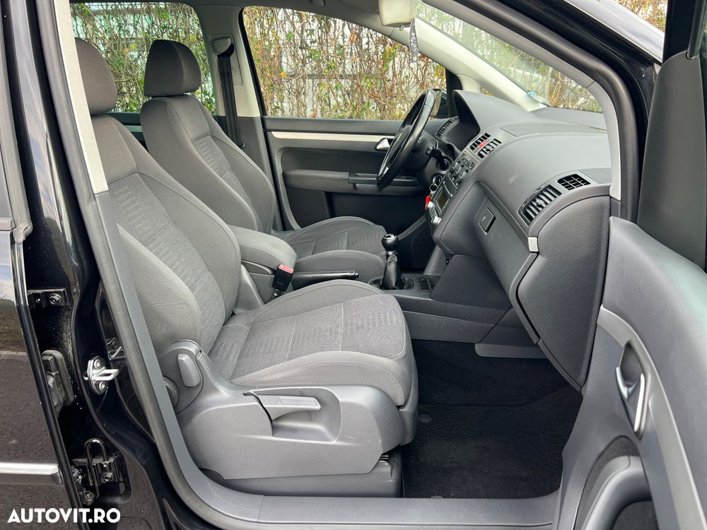 Volkswagen Touran 2.0 TDI Highline - 10