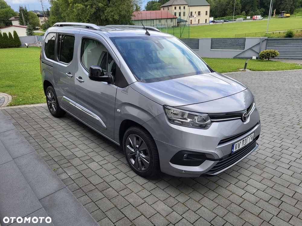 Toyota Proace City Verso 1.5 D-4D Family - 2