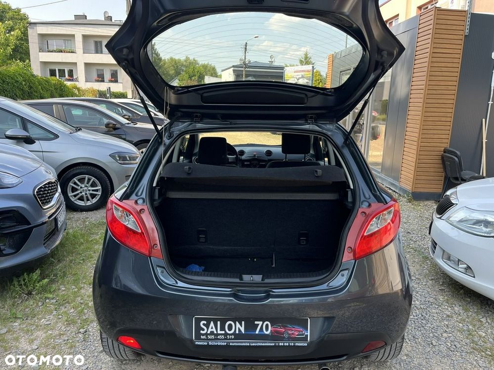 Mazda 2 - 25