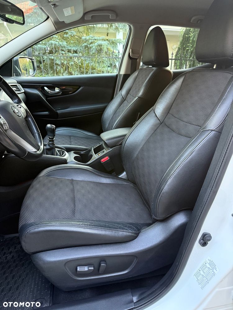 Nissan Qashqai 1.2 DIG-T Tekna - 17