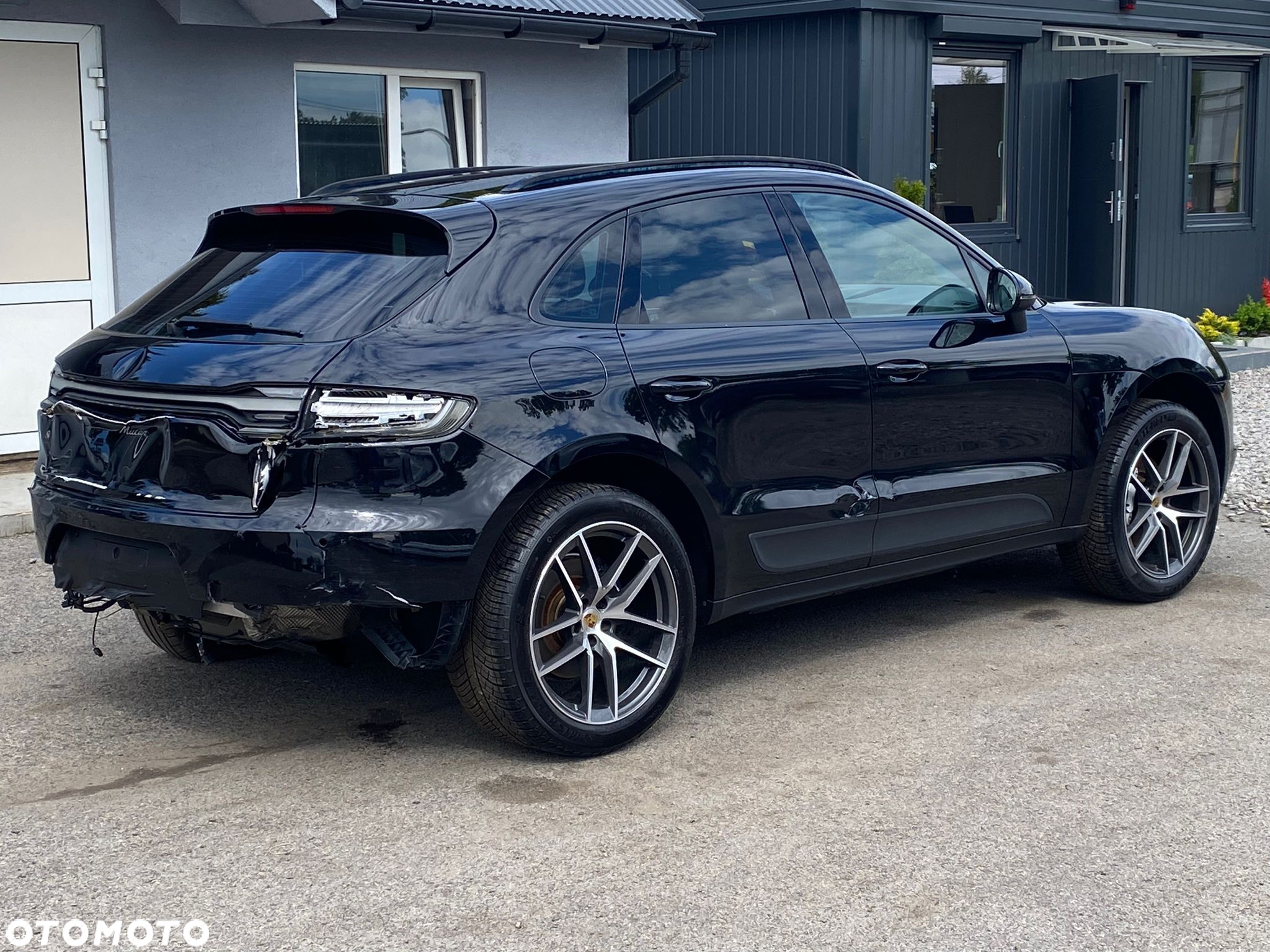 Porsche Macan Standard - 2