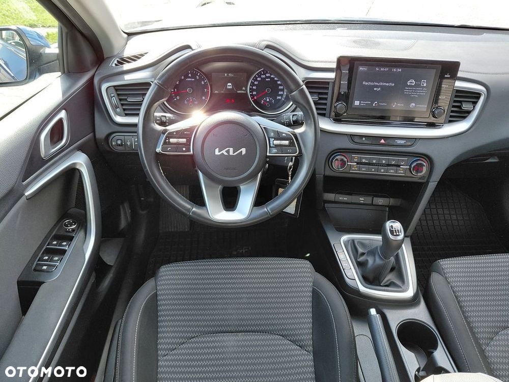 Kia Ceed 1.5 T-GDI M - 13