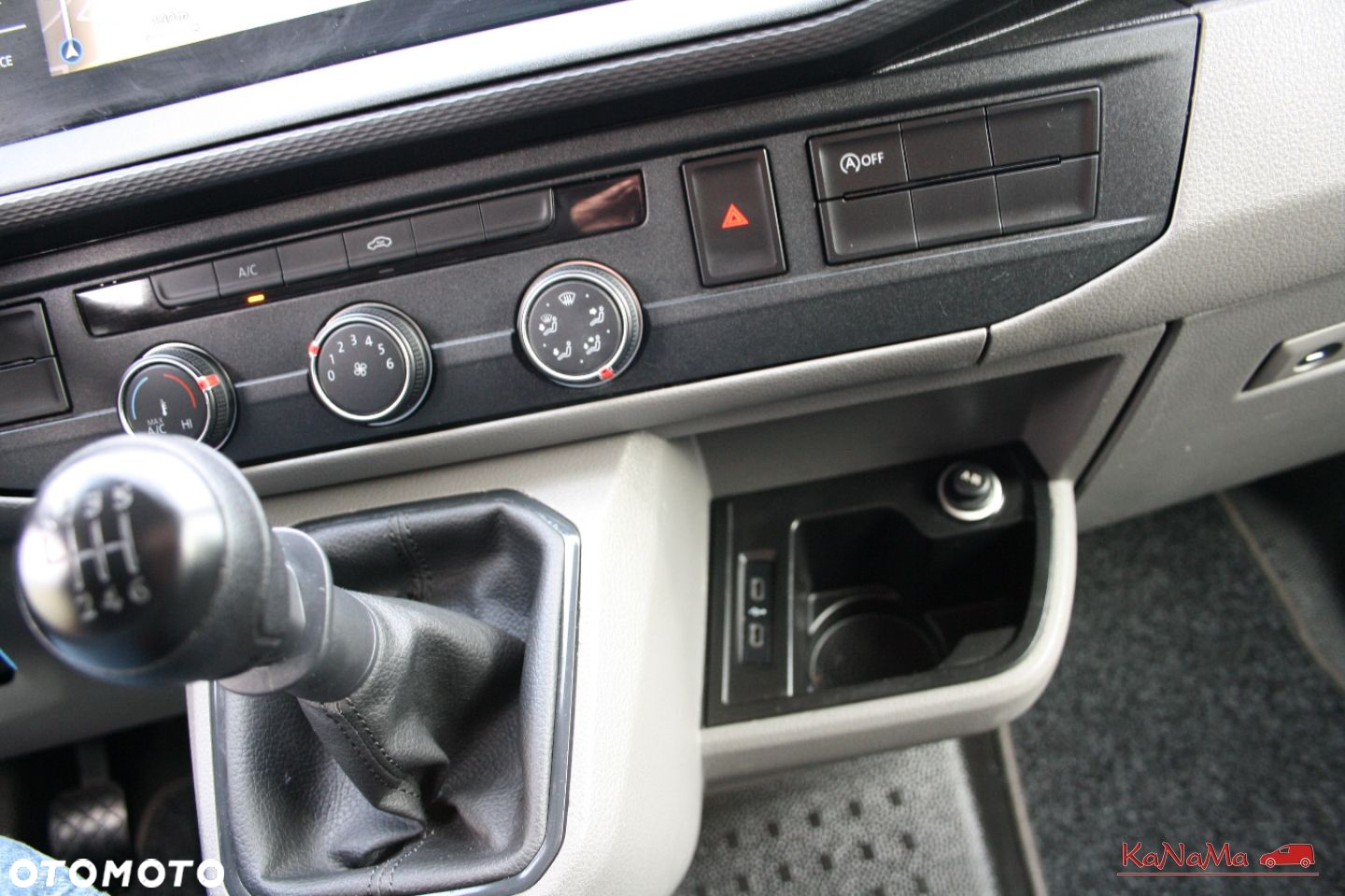 Volkswagen Transporter - 26