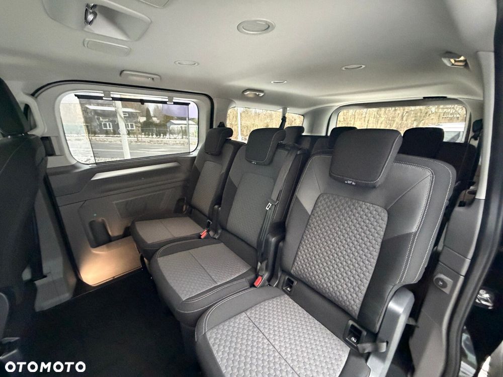 Volkswagen Nowa Caravelle Caravelle Style silnik: 2,0 l TDI 170 KM / skrzynia biegów: 8-biegowa automatyczna rozstaw osi: 3500 mm - 15