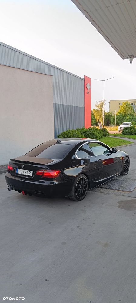 BMW Seria 3 320i M Sport Edition - 6