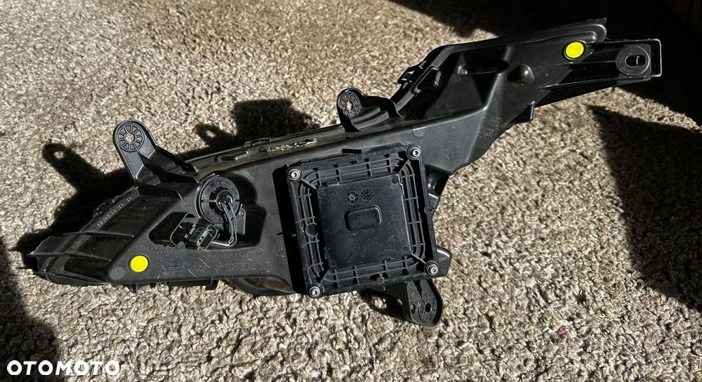 RENAULT MEGANE V 5 E TECH PRAWY HALOGEN LED ŚWIATŁO DZIENNE DRL 266009083R - 8